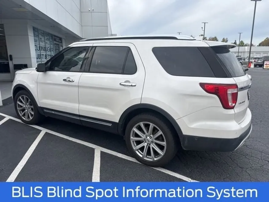 2017 Ford Explorer Limited photo 1