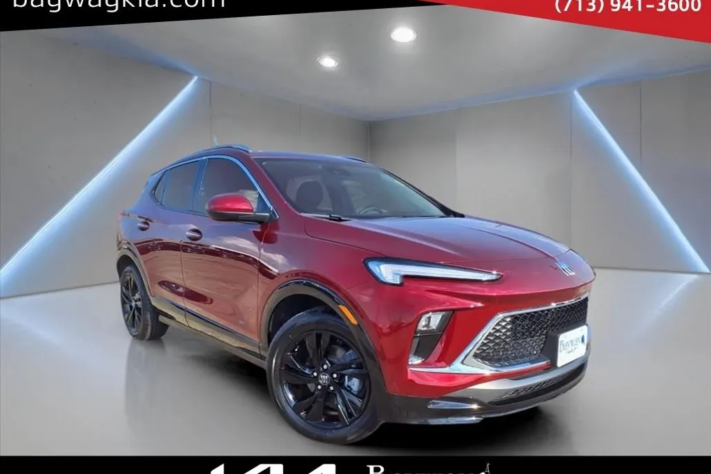 2025 Buick Encore GX Sport Touring photo 1