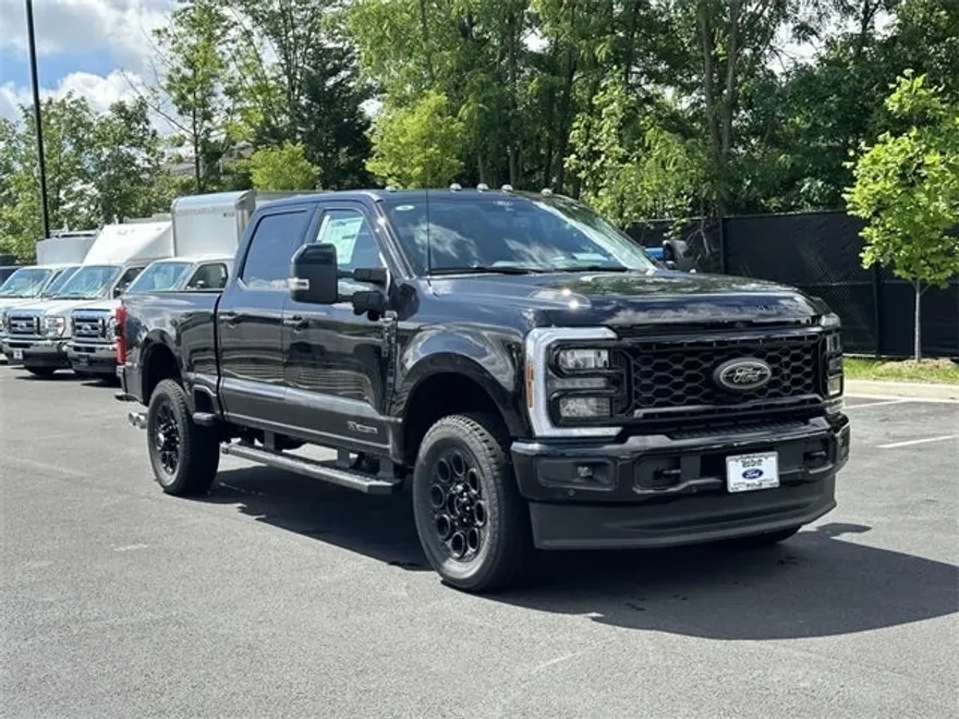2025 Ford F-350 photo 1