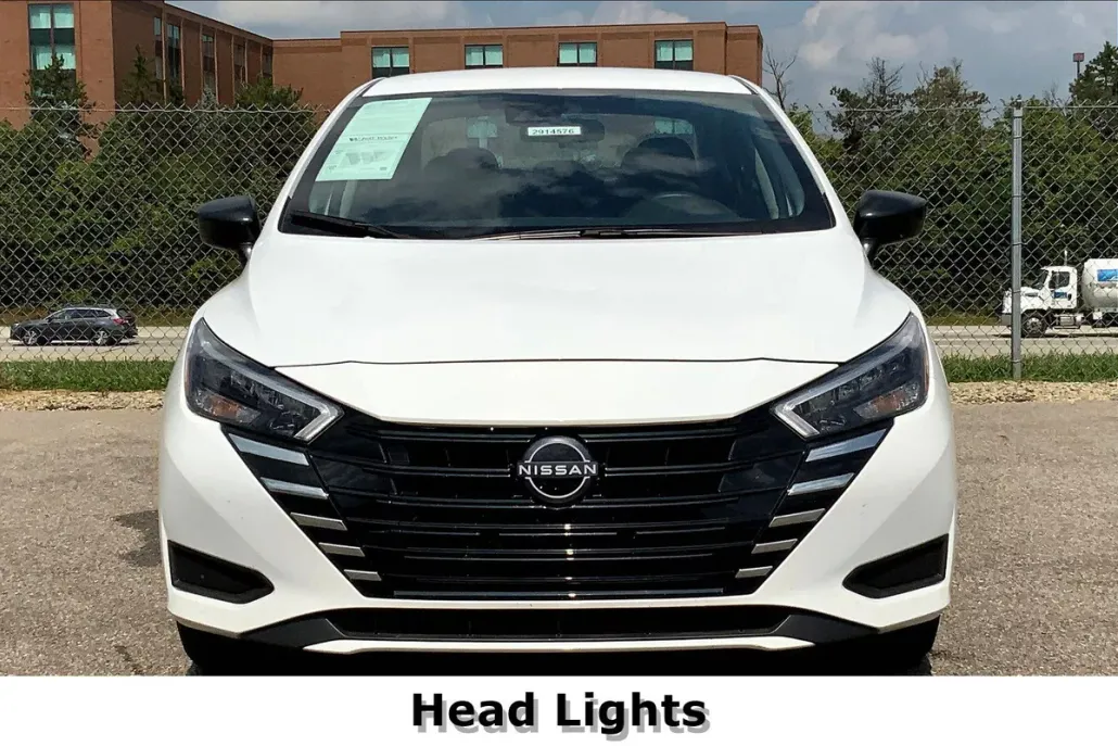2025 Nissan Versa S photo 1