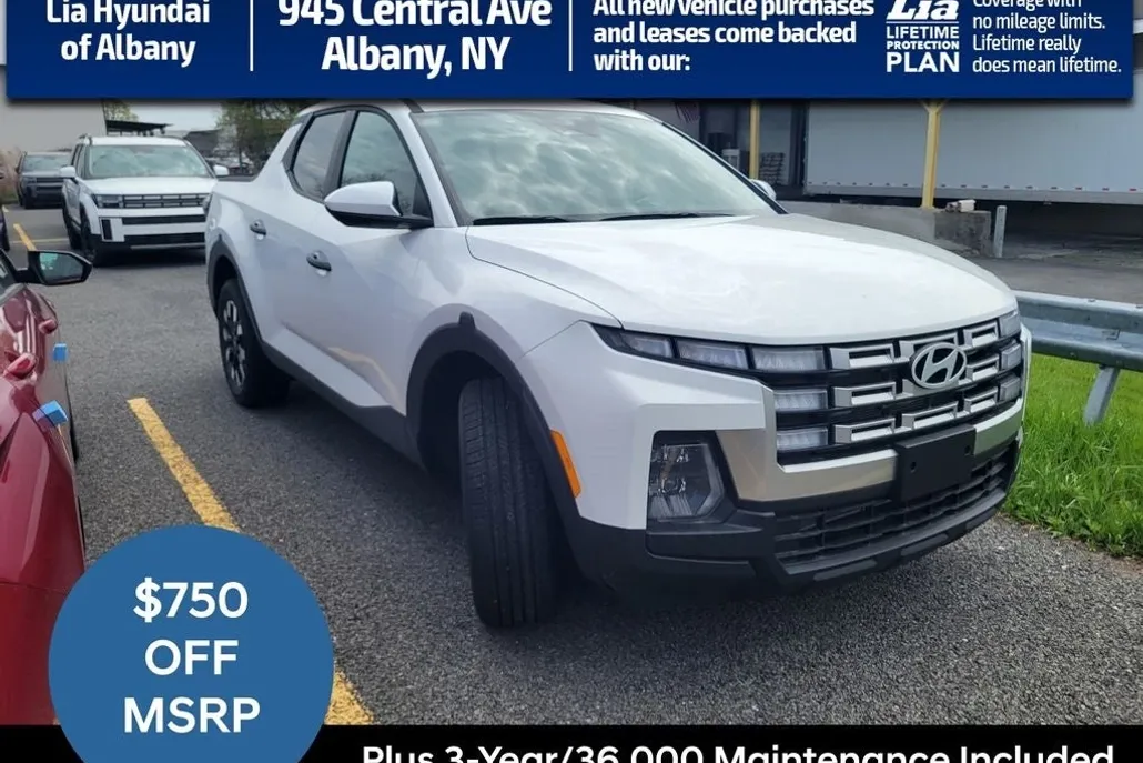 2025 Hyundai Santa Cruz SE photo 1