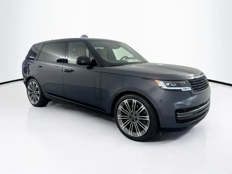 2025 Land Rover Range Rover SE photo 1