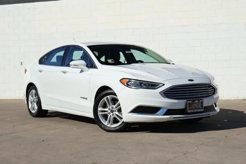 2018 Ford Fusion Hybrid SE photo 1