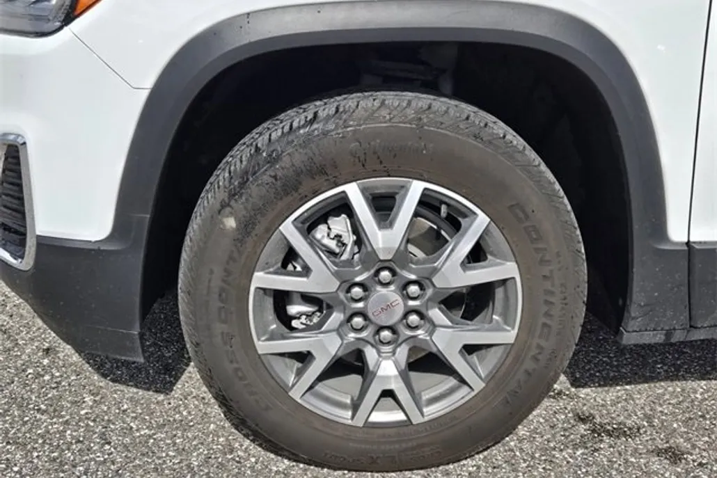 2023 Gmc Acadia SLE photo 1