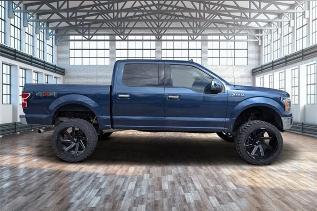 2020 Ford F-150 XLT photo 1