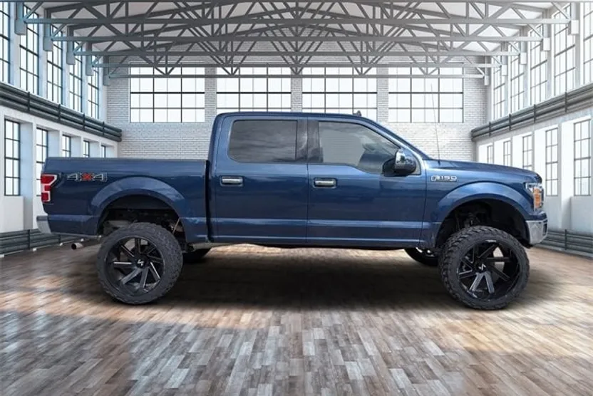 2020 Ford F-150 XLT photo 1