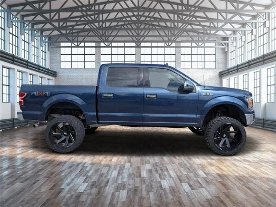 2020 Ford F-150 XLT photo 1
