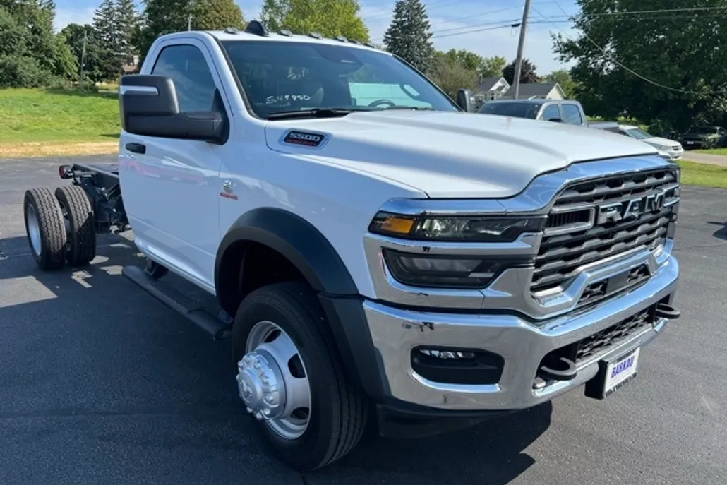 2025 Ram 5500 photo 1