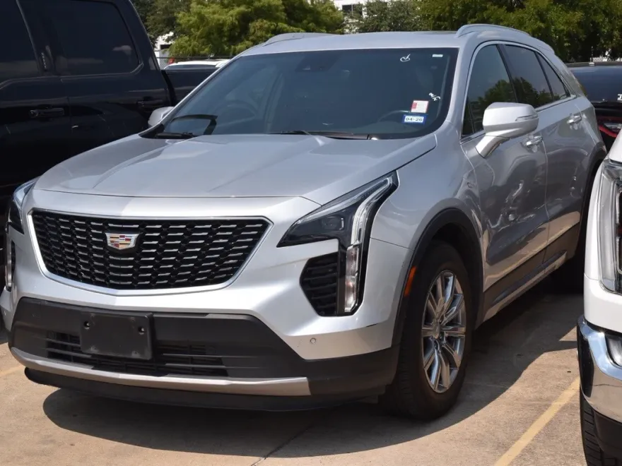 2021 Cadillac XT4 Premium Luxury photo 1