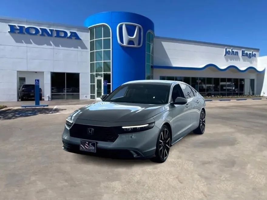 2023 Honda Accord Hybrid Touring photo 1