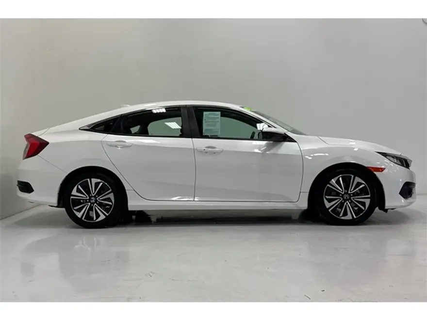 2017 Honda Civic EX-L photo 1