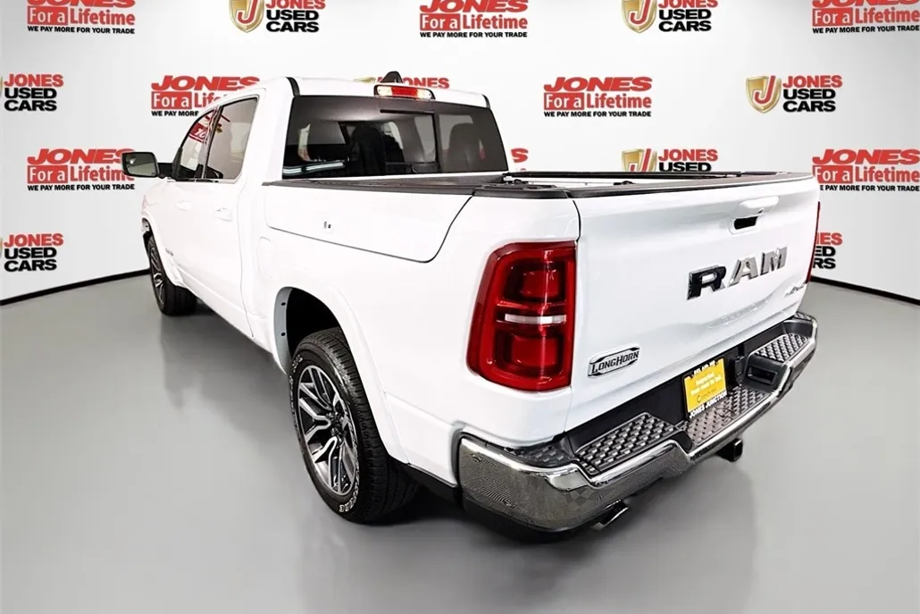 2025 Ram 1500 Limited photo 1