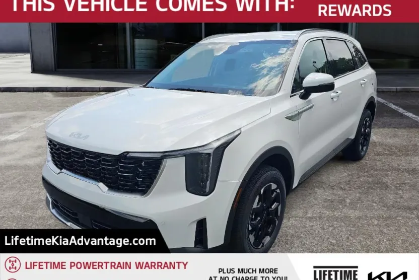 2025 Kia Sorento S photo 1