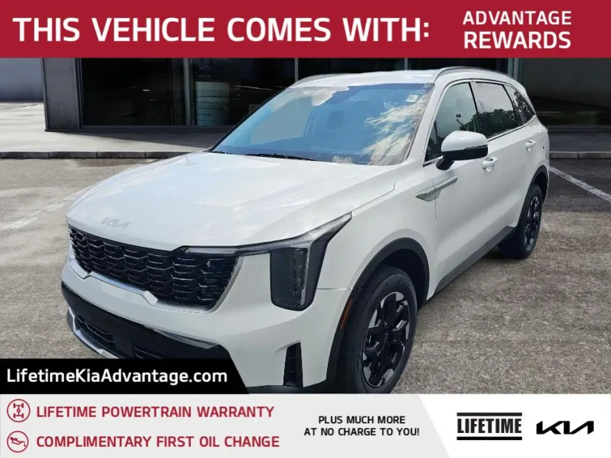 2025 Kia Sorento S photo 1