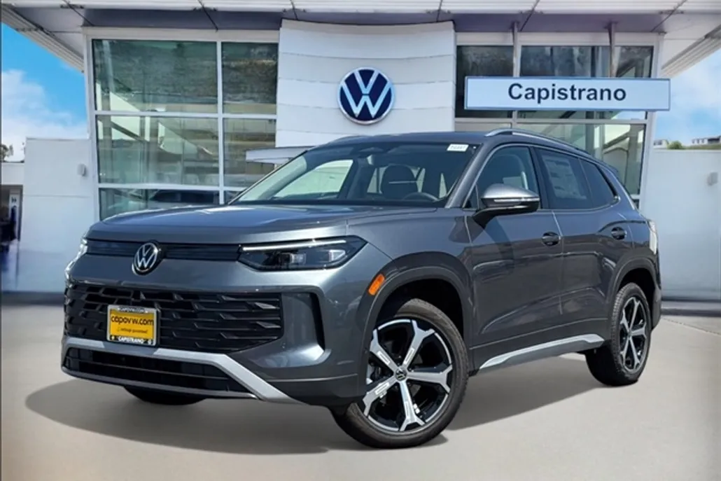 2025 Volkswagen Tiguan SE photo 1