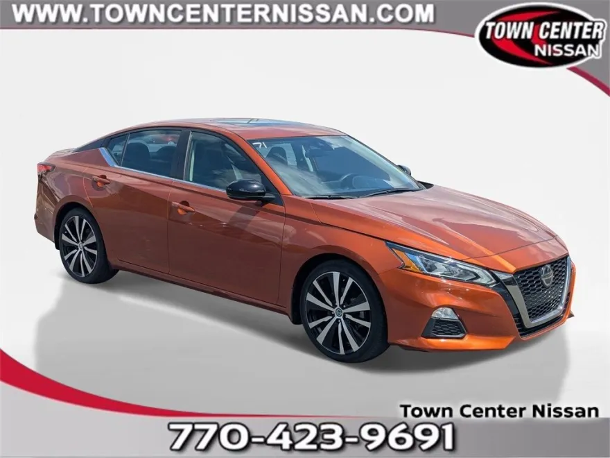 2022 Nissan Altima SR photo 1