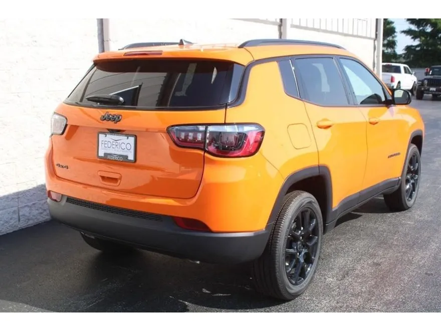 2025 Jeep Compass Latitude photo 1