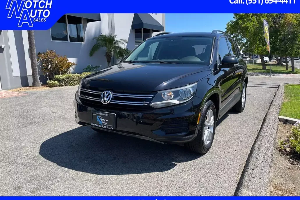 2016 Volkswagen Tiguan S photo 1