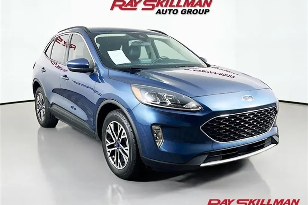 2020 Ford Escape SEL photo 1