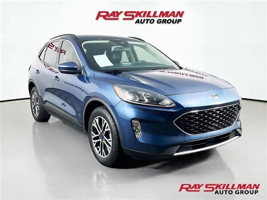 2020 Ford Escape SEL photo 1
