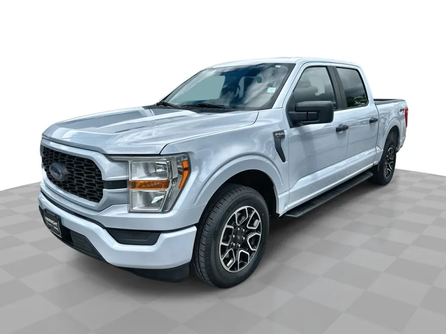 2022 Ford F-150 XL photo 1