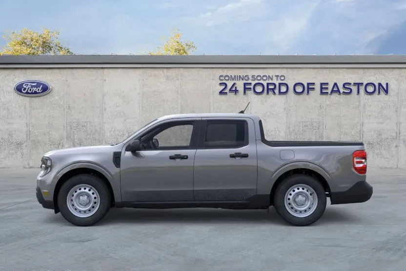 2025 Ford Maverick XL photo 1