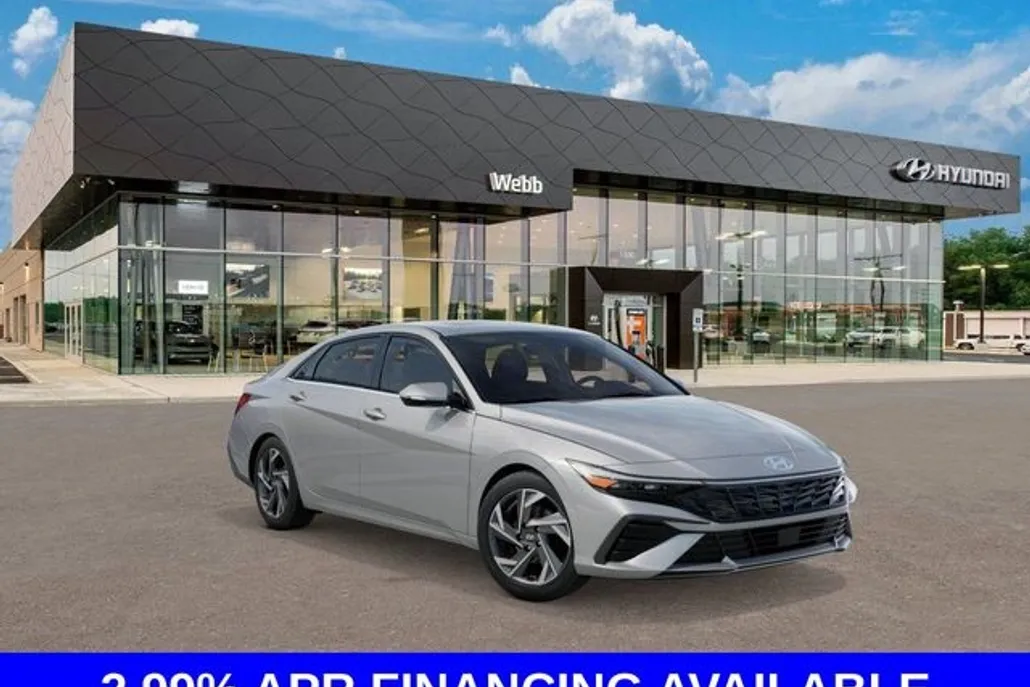 2025 Hyundai Elantra Limited photo 1