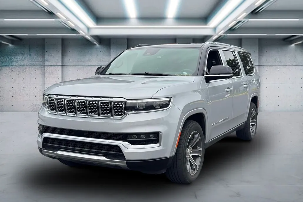 2024 Jeep Grand Wagoneer L Base photo 1