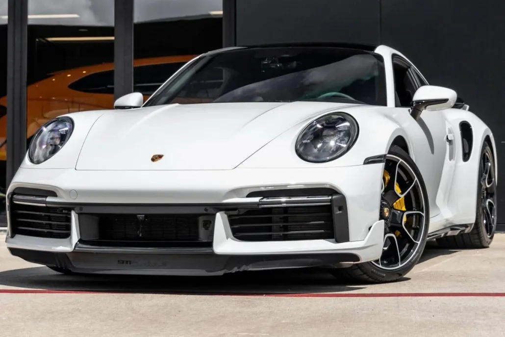 2022 Porsche 911 Turbo S photo 1