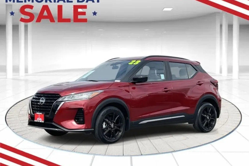 2023 Nissan Kicks SV photo 1