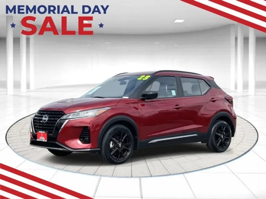 2023 Nissan Kicks SV photo 1