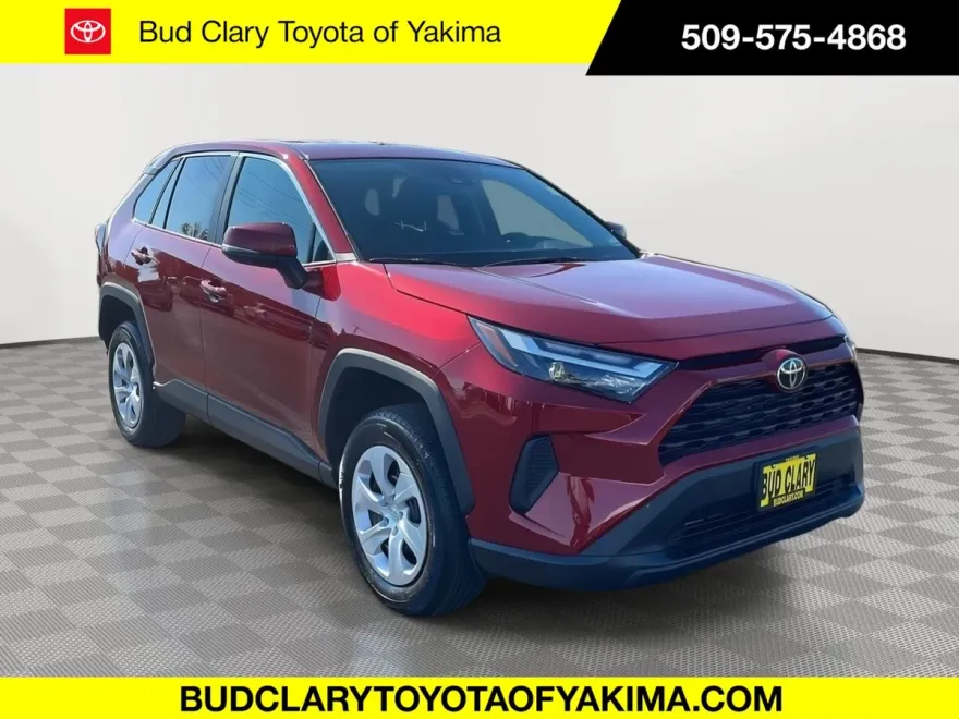 2025 Toyota RAV4 LE photo 1