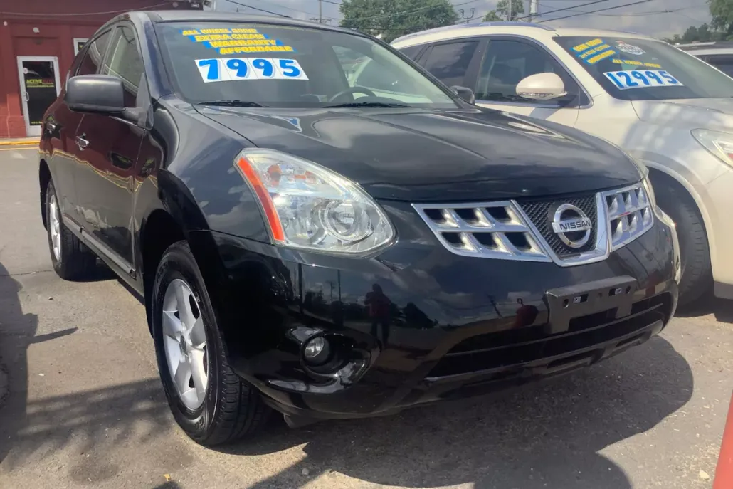 2012 Nissan Rogue S photo 1