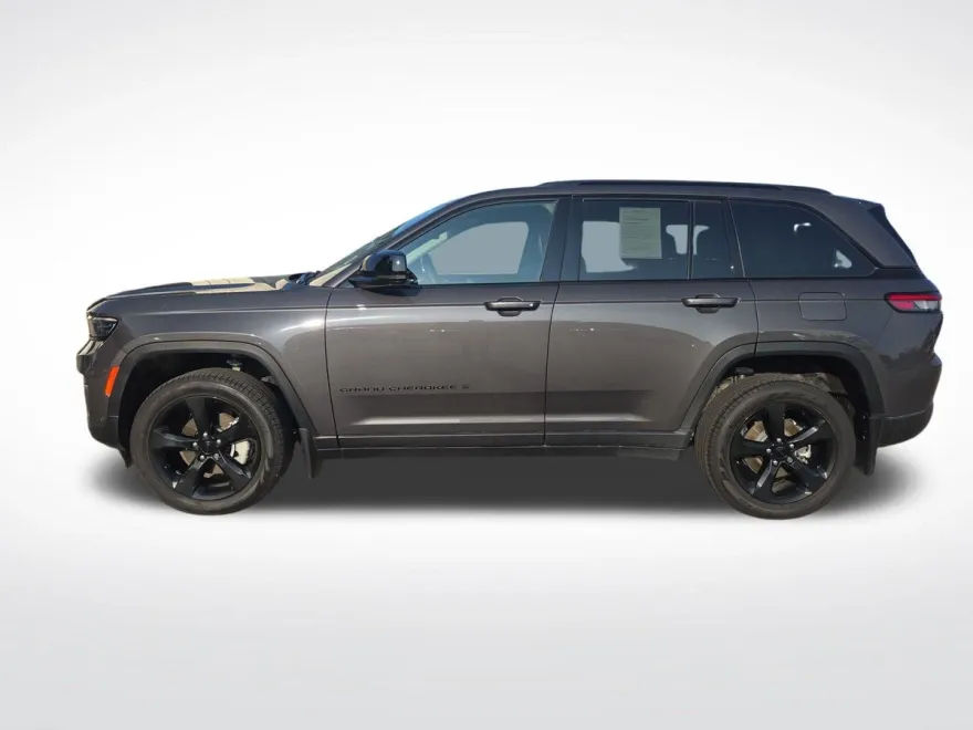 2023 Jeep Grand Cherokee Limited photo 1