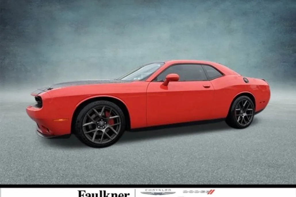 2017 Dodge Challenger T/A Plus photo 1