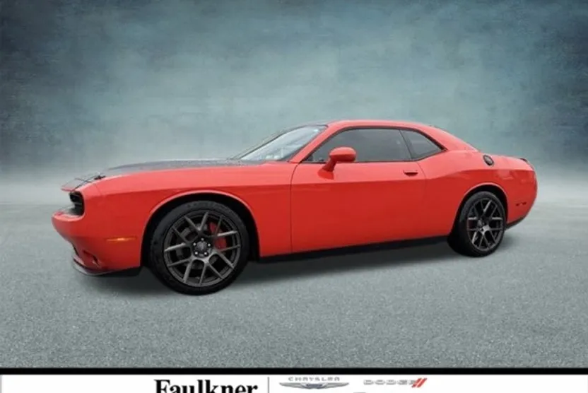 2017 Dodge Challenger T/A Plus photo 1
