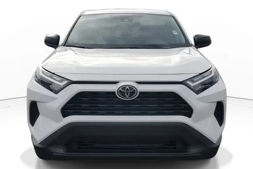 2025 Toyota RAV4 LE photo 1
