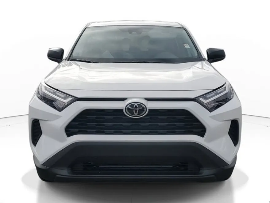 2025 Toyota RAV4 LE photo 1