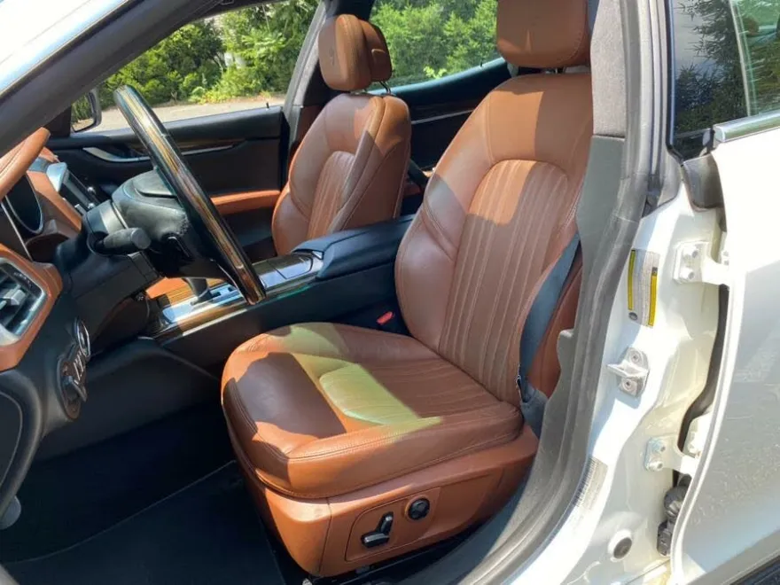 2014 Maserati Ghibli S Q4 photo 13