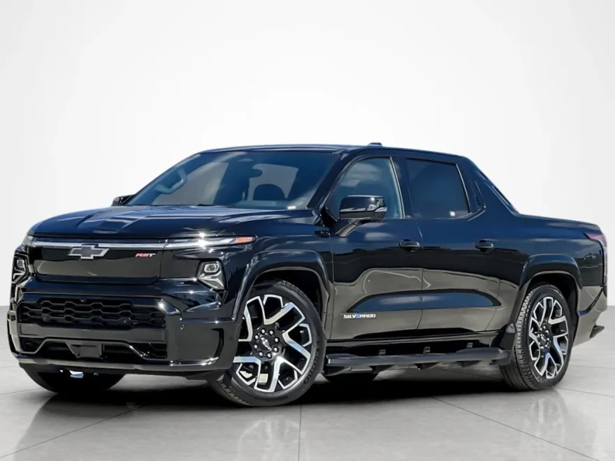 2024 Chevrolet Silverado EV RST photo 1