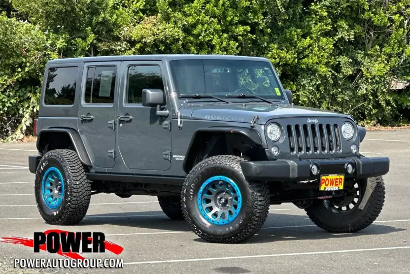 2017 Jeep Wrangler Unlimited Rubicon photo 1
