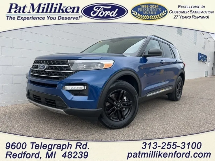2022 Ford Explorer XLT photo 1