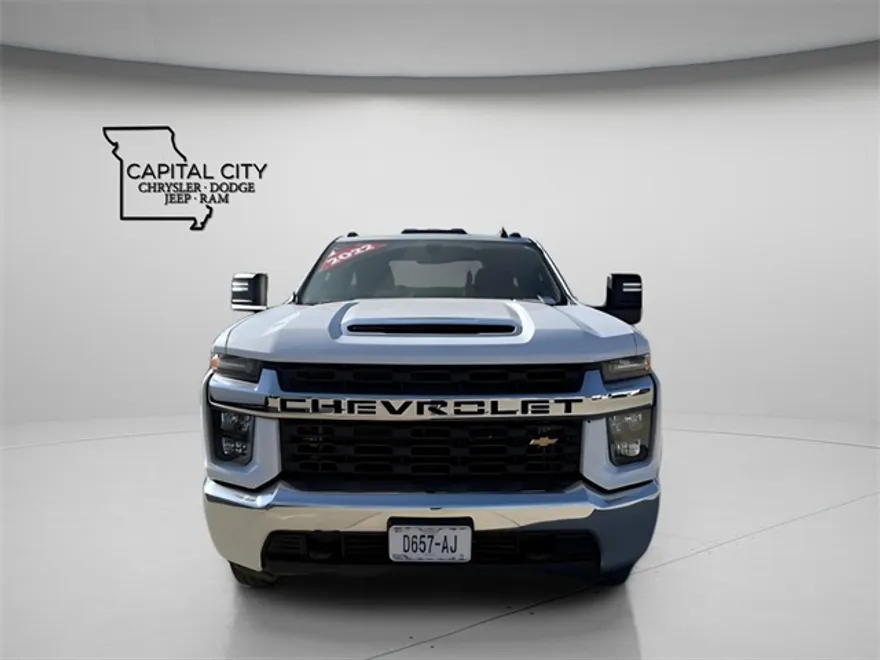 2022 Chevrolet Silverado 3500HD LT photo 1