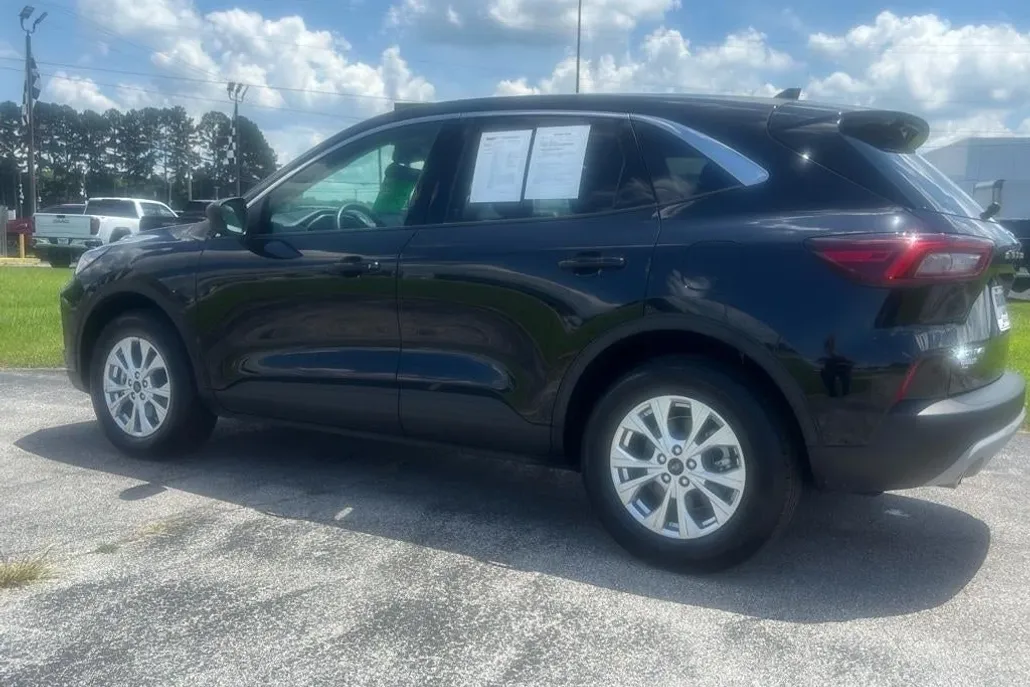 2024 Ford Escape Active photo 1