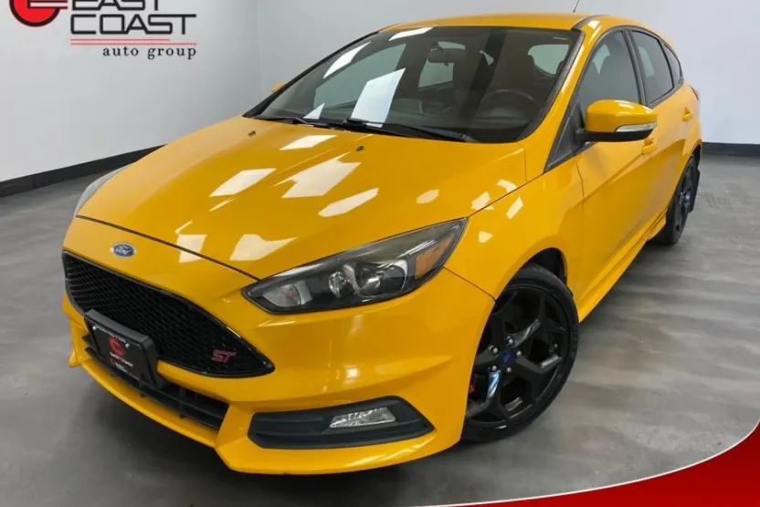 2015 Ford Focus ST photo 1