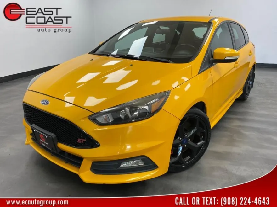 2015 Ford Focus ST photo 1