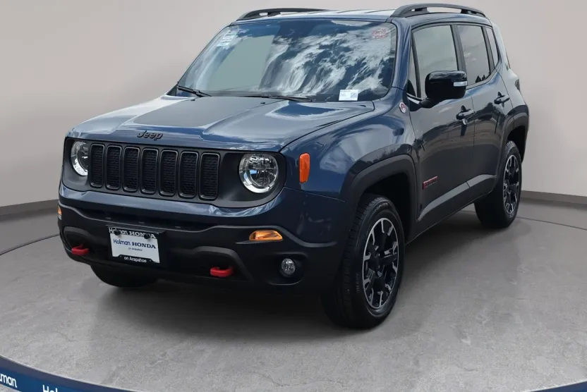2023 Jeep Renegade Trailhawk photo 1