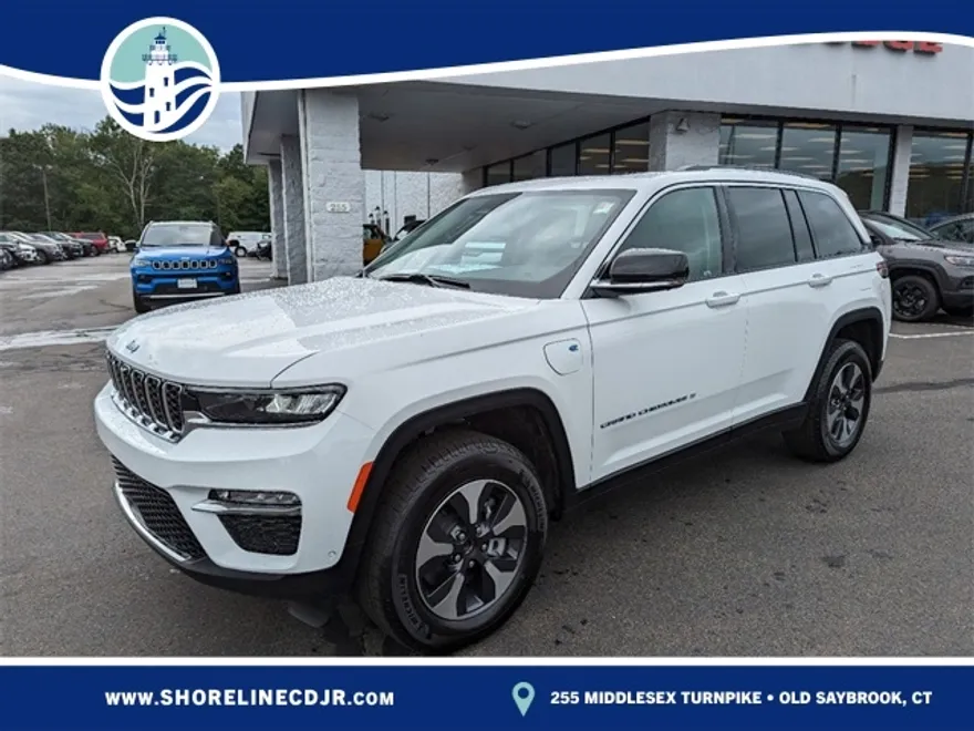 2023 Jeep Cherokee photo 1