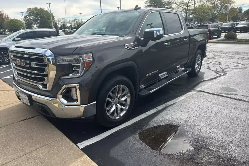 2019 Gmc Sierra 1500 SLT photo 1