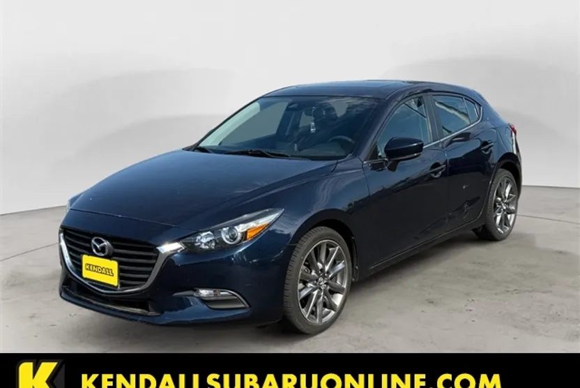 2018 Mazda Mazda3 Touring photo 1